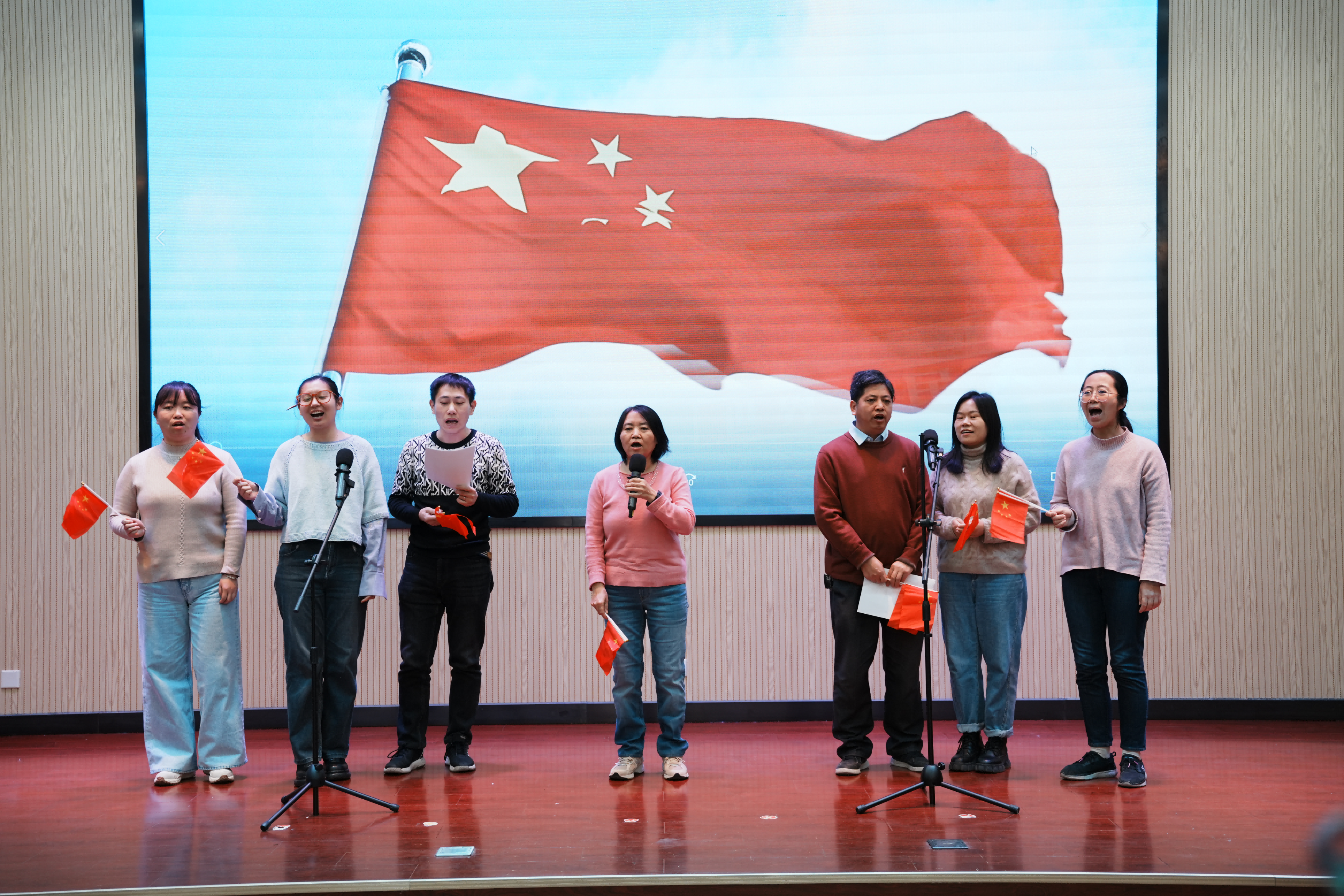 1737872056579107.png 图片 2.png