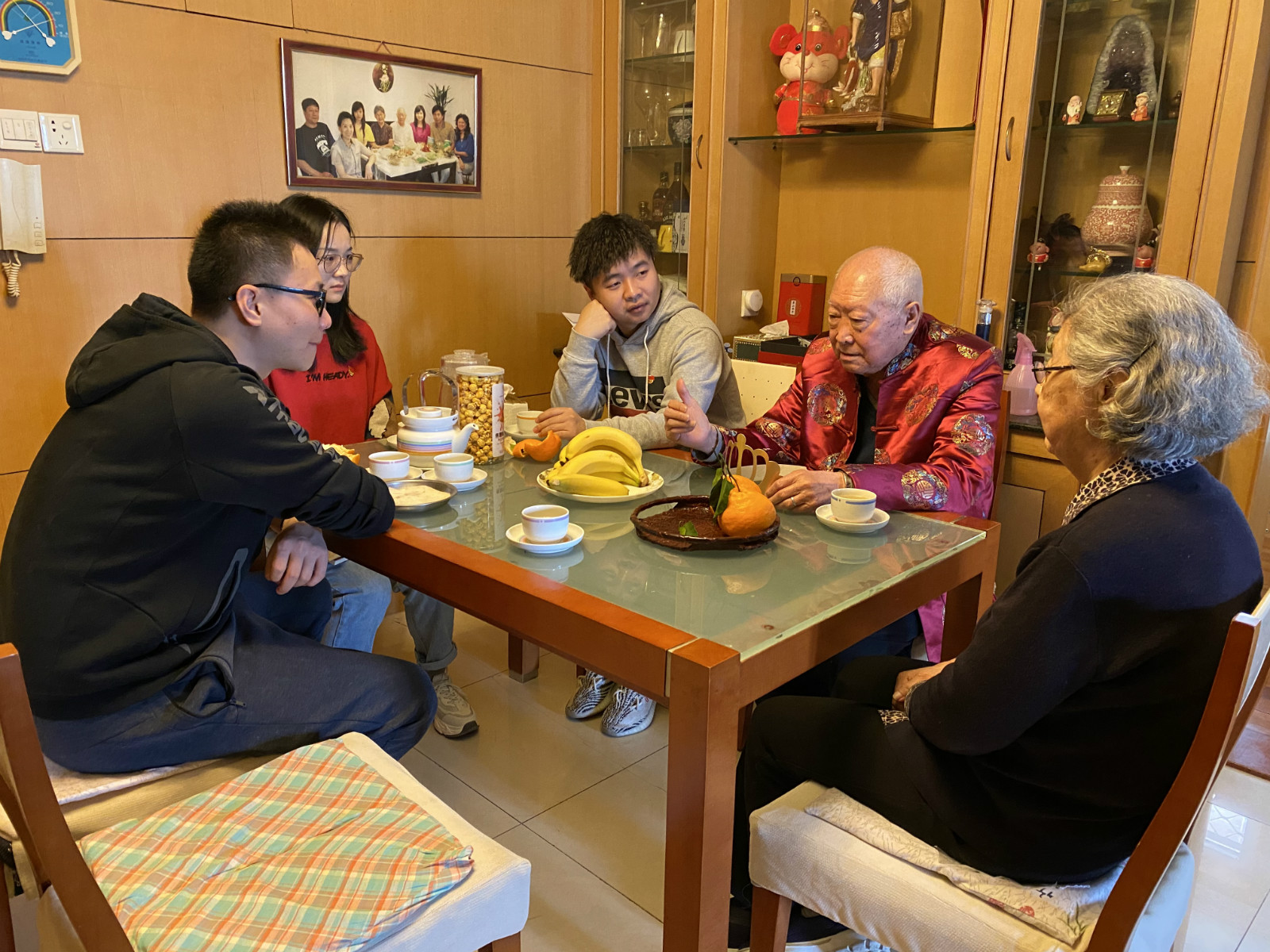 办公室-李珮铱-畜牧所团支部开展“青春暖夕阳”为老人庆生活动-2021.03.30-3.jpg 办公室-李珮铱-畜牧所团支部开展“青春暖夕阳”为老人庆生活动-2021.03.30-3.jpg