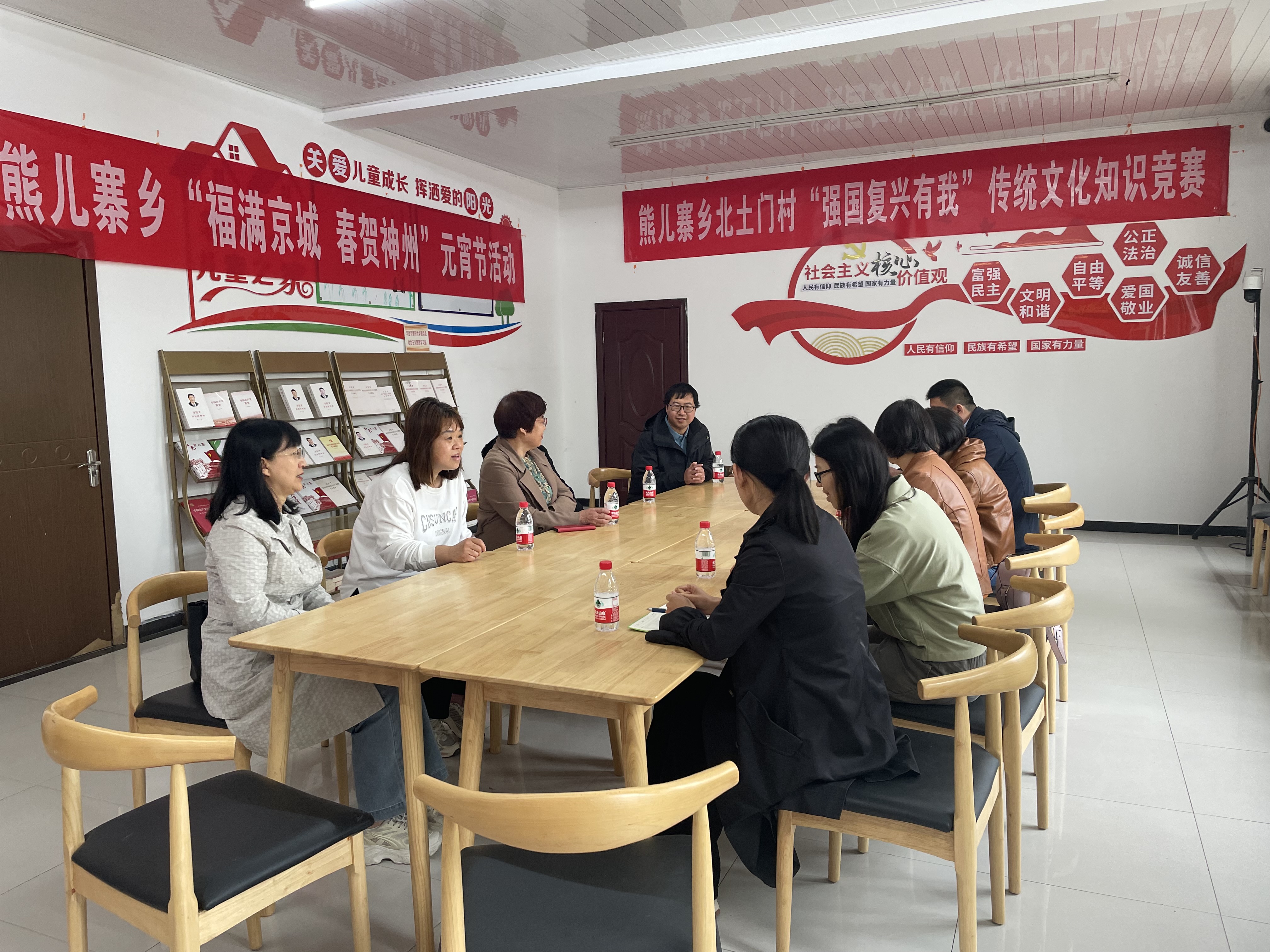 油鸡中心-耿爱莲-我院畜牧所专家助力平谷熊儿寨乡北土门村发展-2024.04.22-1.jpg