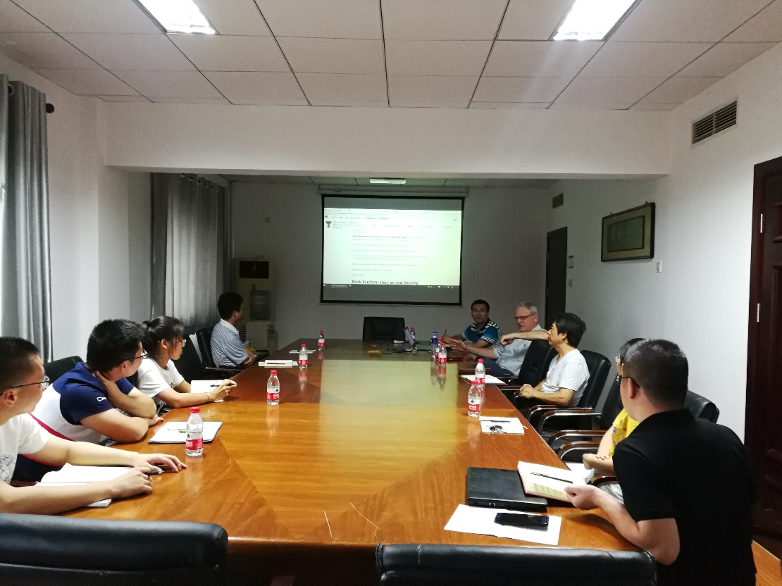 c:\users\dell\desktop\动物繁殖研究室-冯涛-美国john mcglone教授来我院畜牧所开展学术交流-2018.08.20.jpg